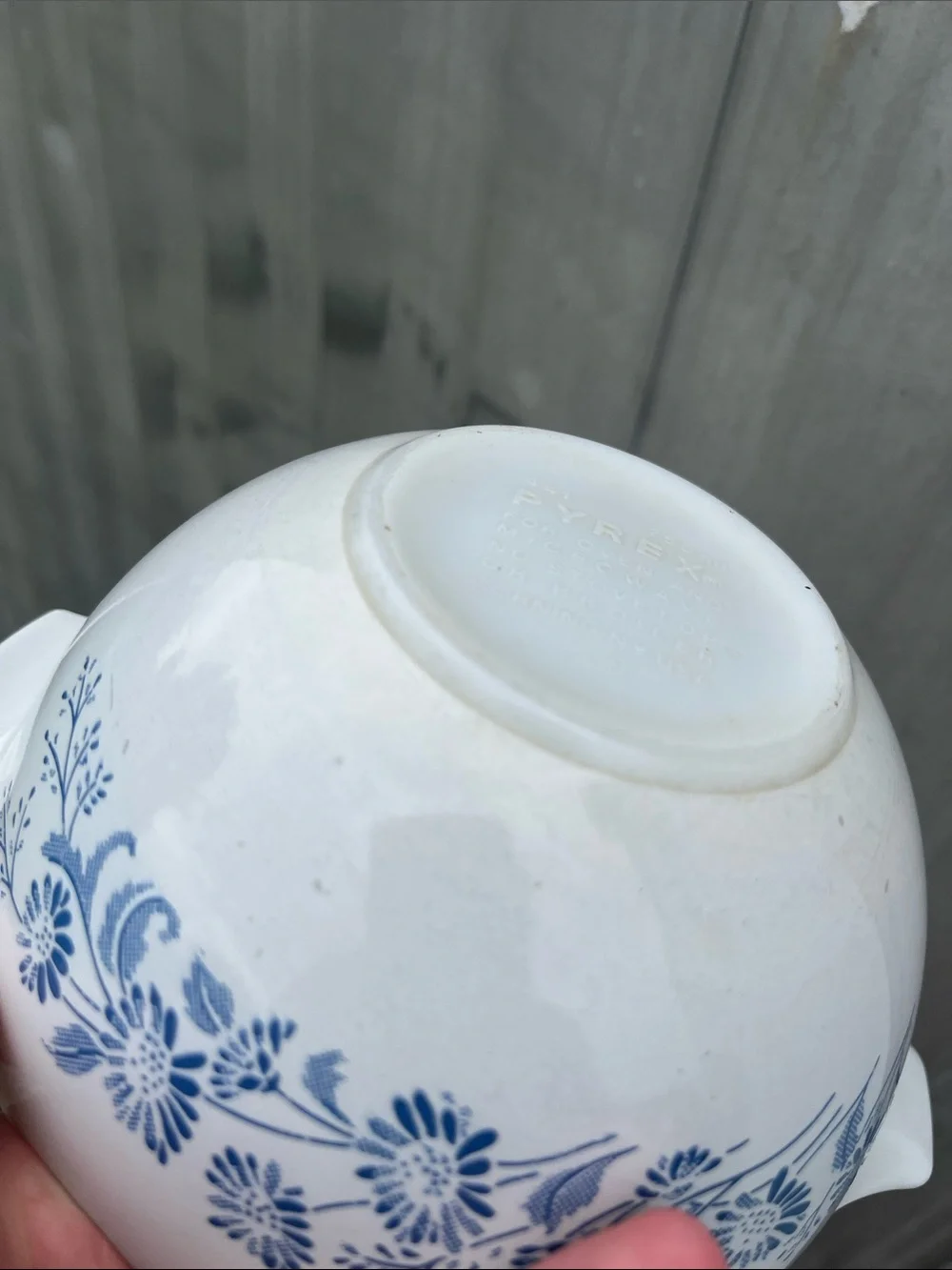 Vintage Pyrex Colonial Mist 750ml